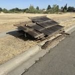 fence removal-fence haul away-fence disposal-wood hauling-sacramento junk removal-elk grove junk removal